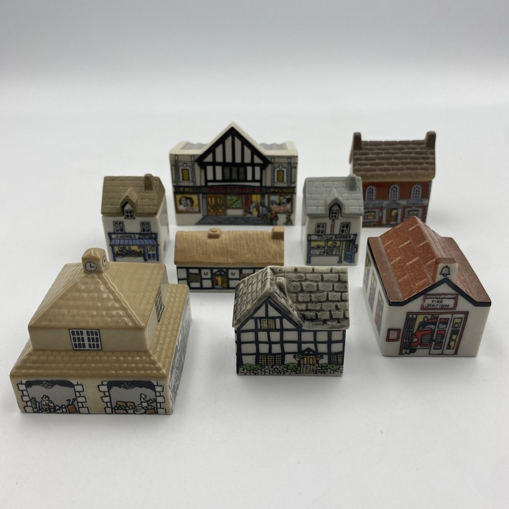 Wade Whimsey-On-Why Series 4 Complete Set 8 Miniature Shops Buildings 1984 UK